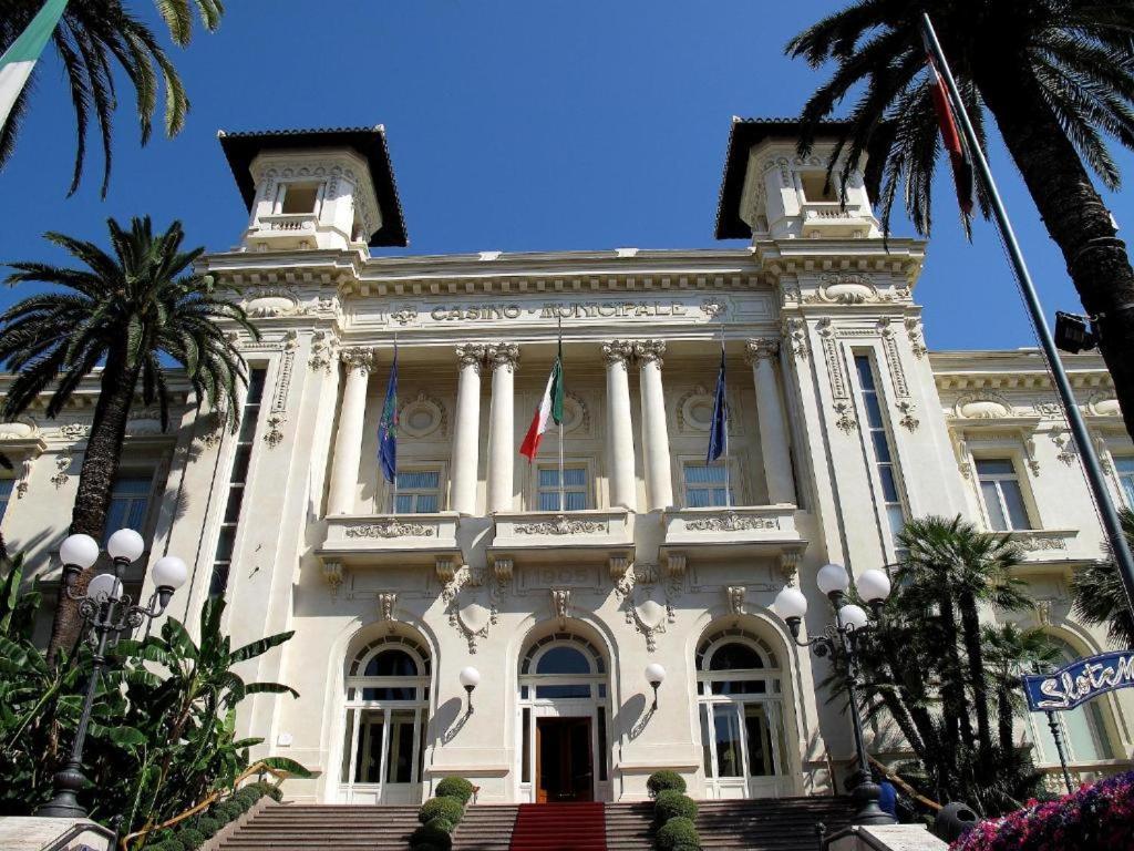 Casa Carina Centro Citta Con Garage Privato Sanremo Exterior foto