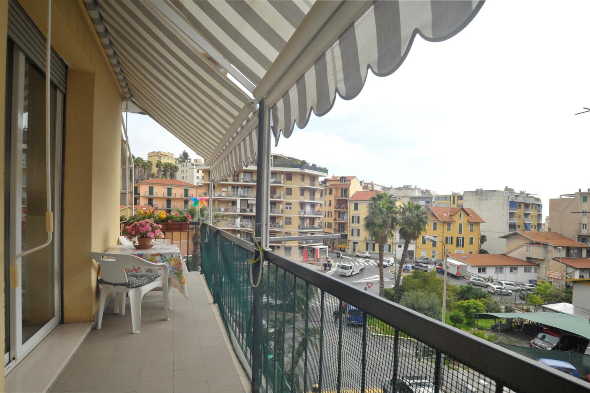 Casa Carina Centro Citta Con Garage Privato Sanremo Exterior foto
