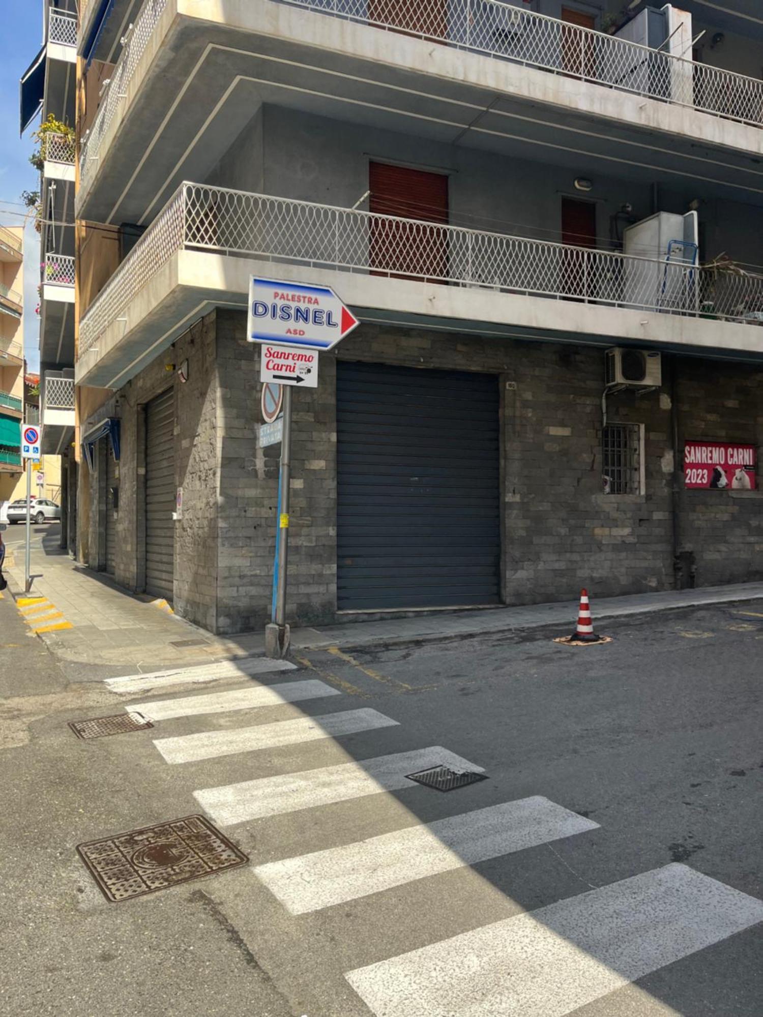 Casa Carina Centro Citta Con Garage Privato Sanremo Exterior foto